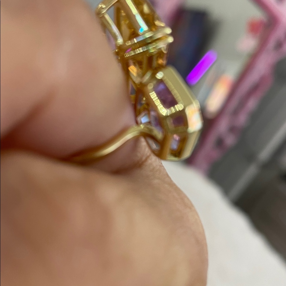 Elegant Gold and Purple Gemstone Ring size 8 - Picture 4 of 6